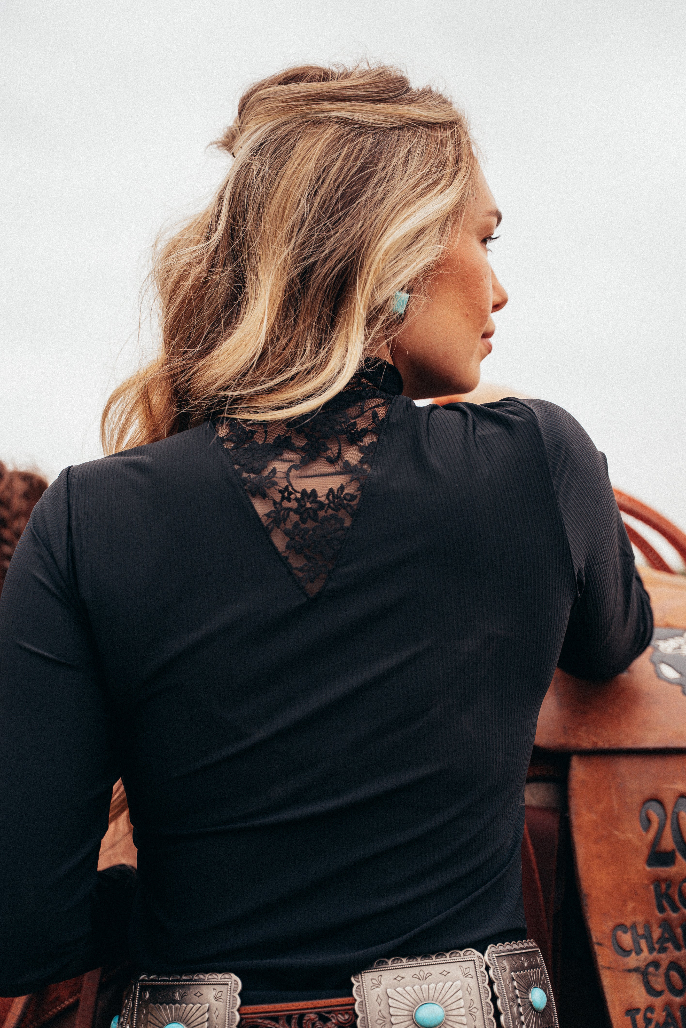 Izzy Lace LS Tech Top